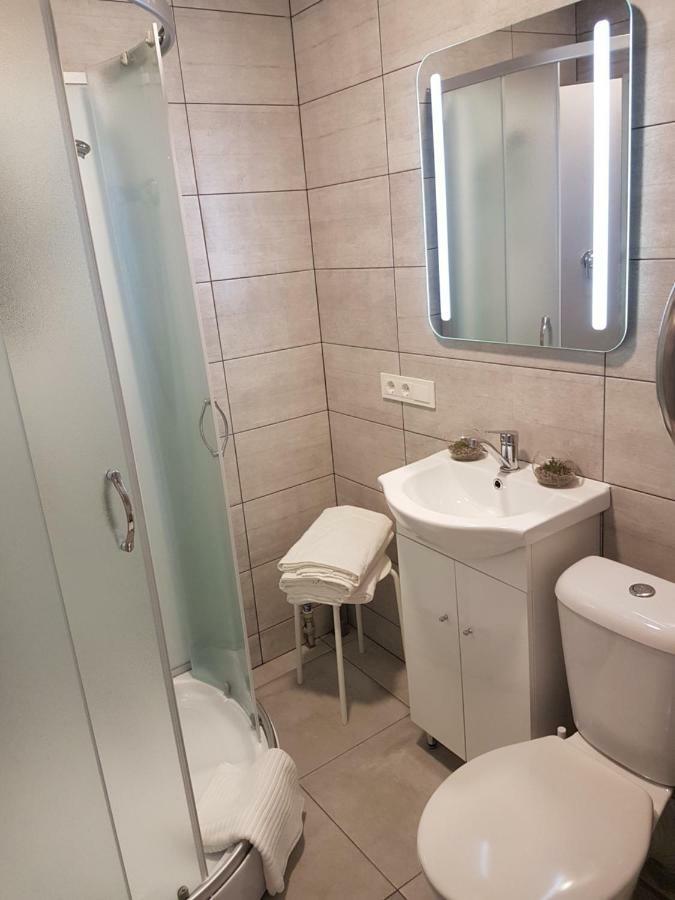 J&E Neries Apartment Kaunas Ngoại thất bức ảnh